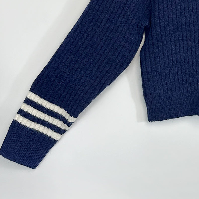 ZhiKnit American retro short fitted knitted cardigan for women, suitable for autumn and winter as an inner layer or base layer top sweater